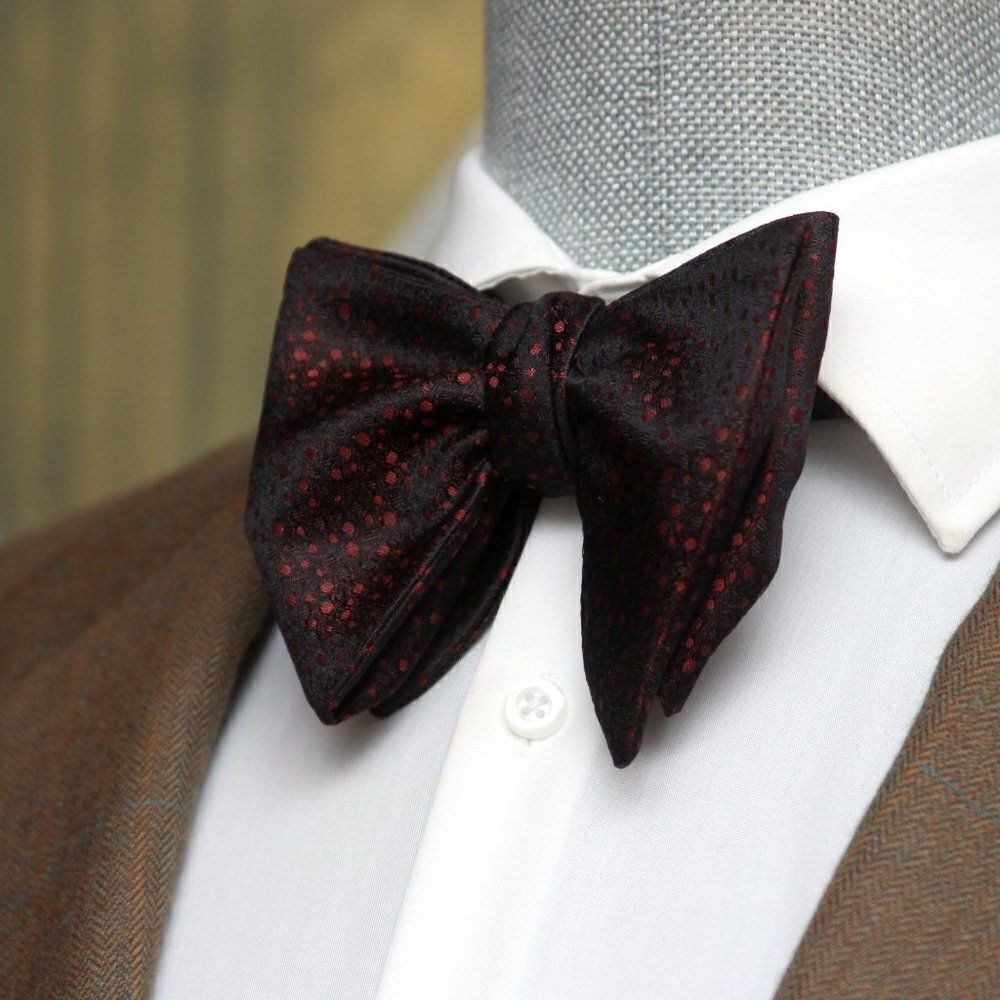 Men's Self-tied Bow Tie Black Silk Bow tie Big‎ Butterfly Bow tie S668
